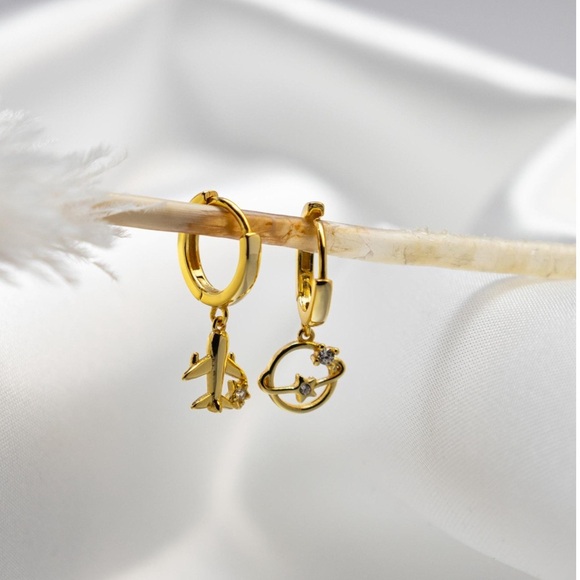 925 Sterling Silver & 18 K Gold Planet and Airplane Earrings - Picture 1 of 4